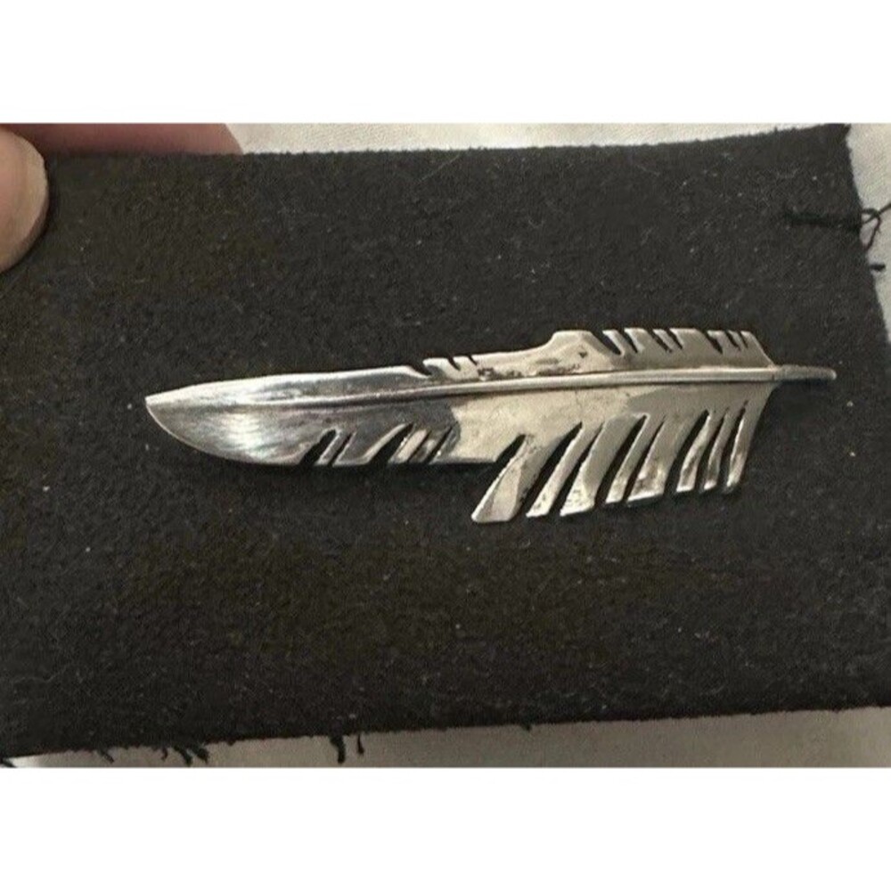 Petite Vintage Navajo Native Feather Sterling Silver Brooch Pin Pendant